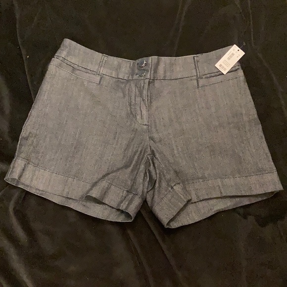 NWT - The Limited Altered “Tailored” Denim Shorts - Picture 1 of 11